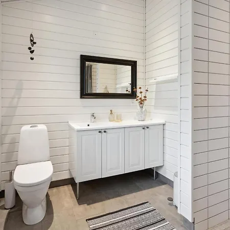 3 Bedroom Stunning In Casa de Férias Hejls