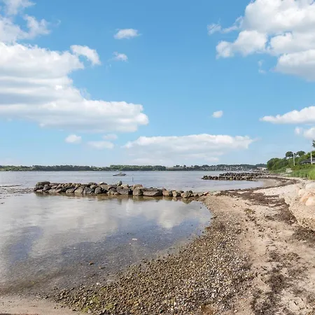 3 Bedroom Stunning In Hejls